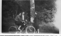 BD053