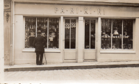 BR885