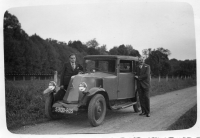 BS927