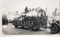 BT704