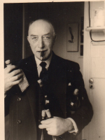 BW927
