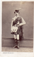 CDW1044