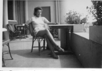ES855