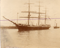 ES893
