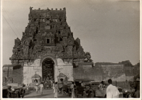LIV19257